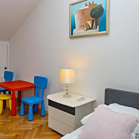 Seaside Family Friendly House With A Swimming Pool Sparadici, - 24200 度假居 希贝尼克