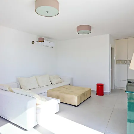 Seaside Family Friendly House With A Swimming Pool Sparadici, - 24200 Szybenik