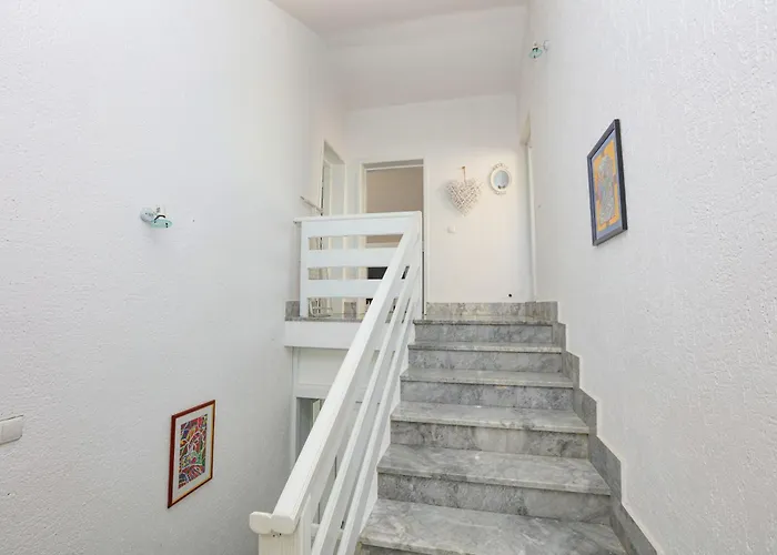 Seaside Family Friendly House With A Swimming Pool Sparadici, - 24200 *