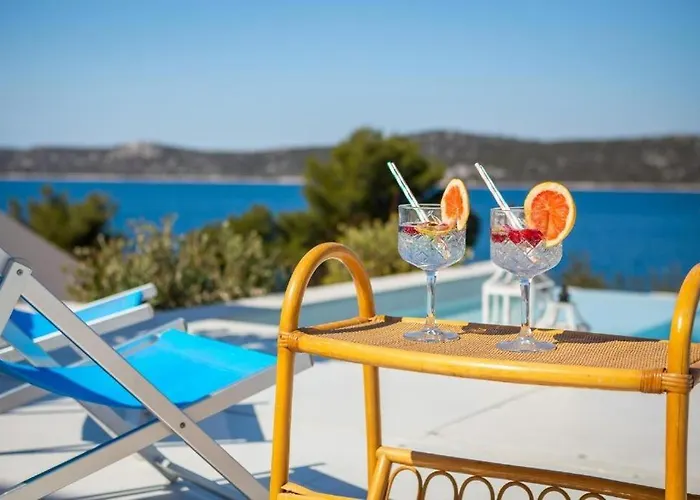 Seaside Family Friendly House With A Swimming Pool Sparadici, - 24200 * 希贝尼克